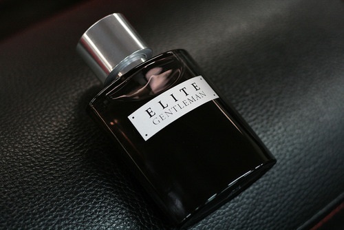 AVON парфюм Elite Gentleman